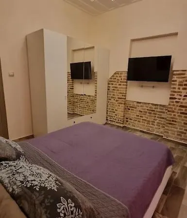 빌라 Luxurystonevilla